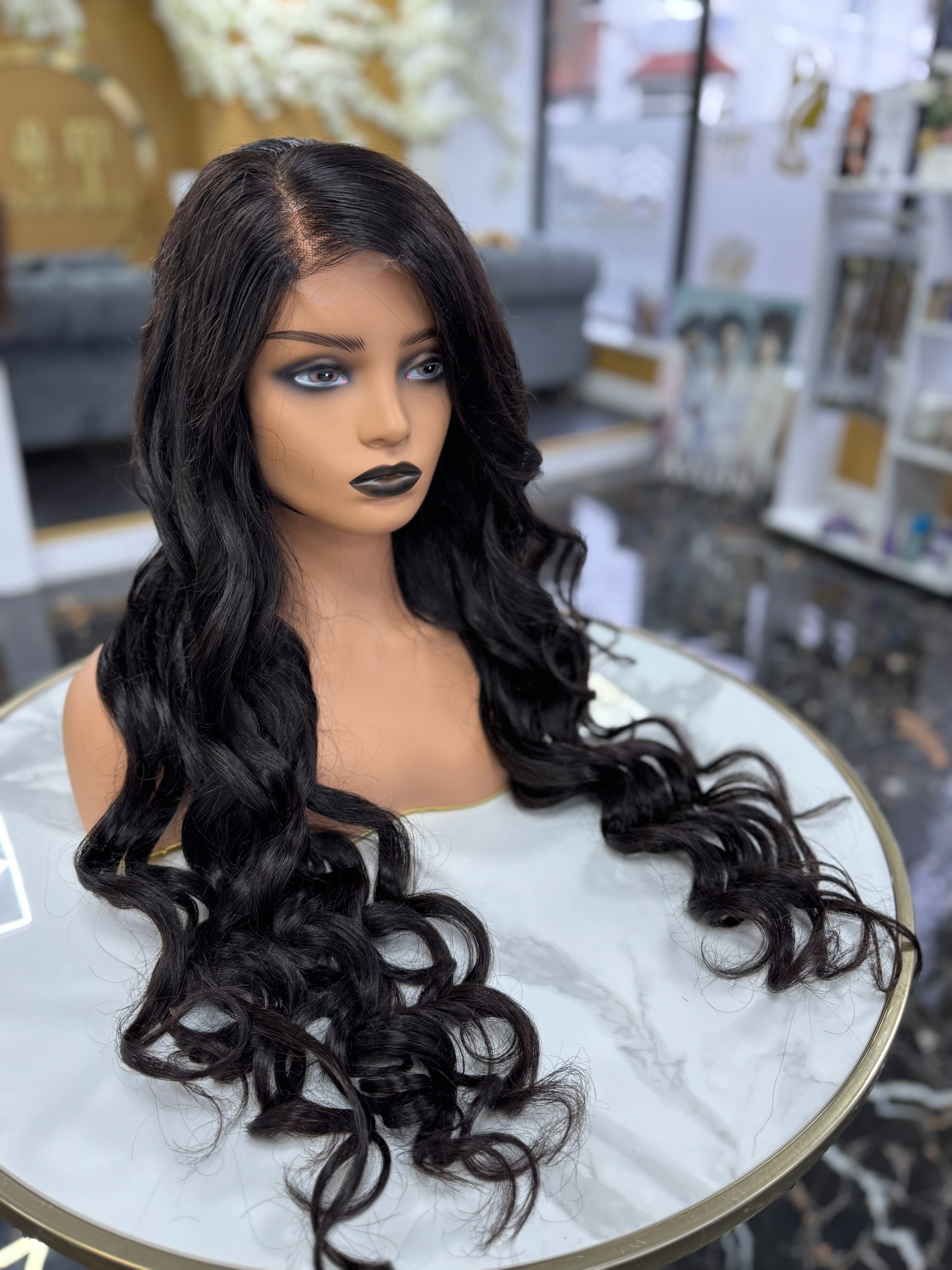 Bella 22"-30" Body Wave 5x5 HD Closure 250% Density Wig