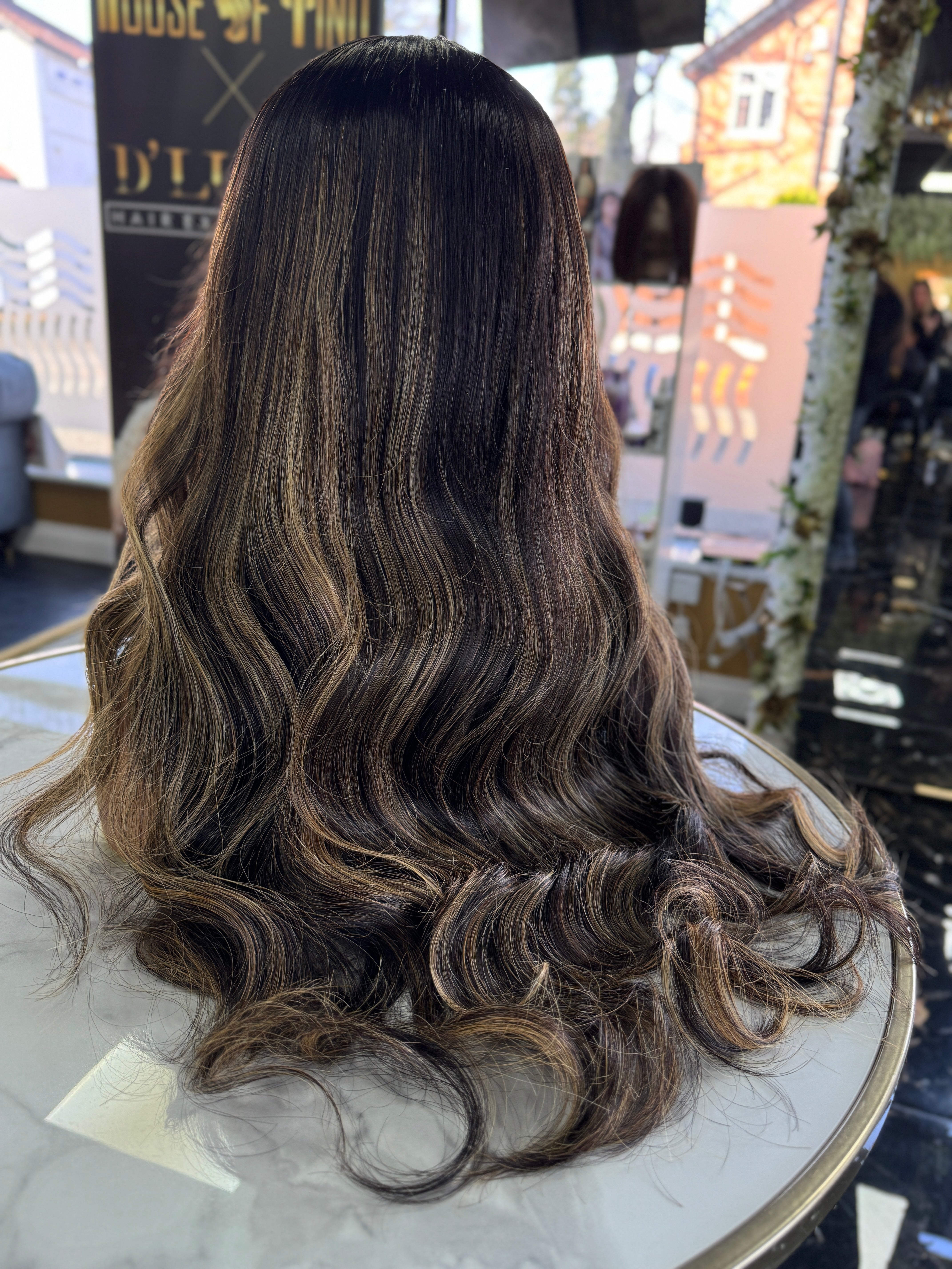 Bella 22"-24" Balayage 13x4 HD Straight Front Lace wig