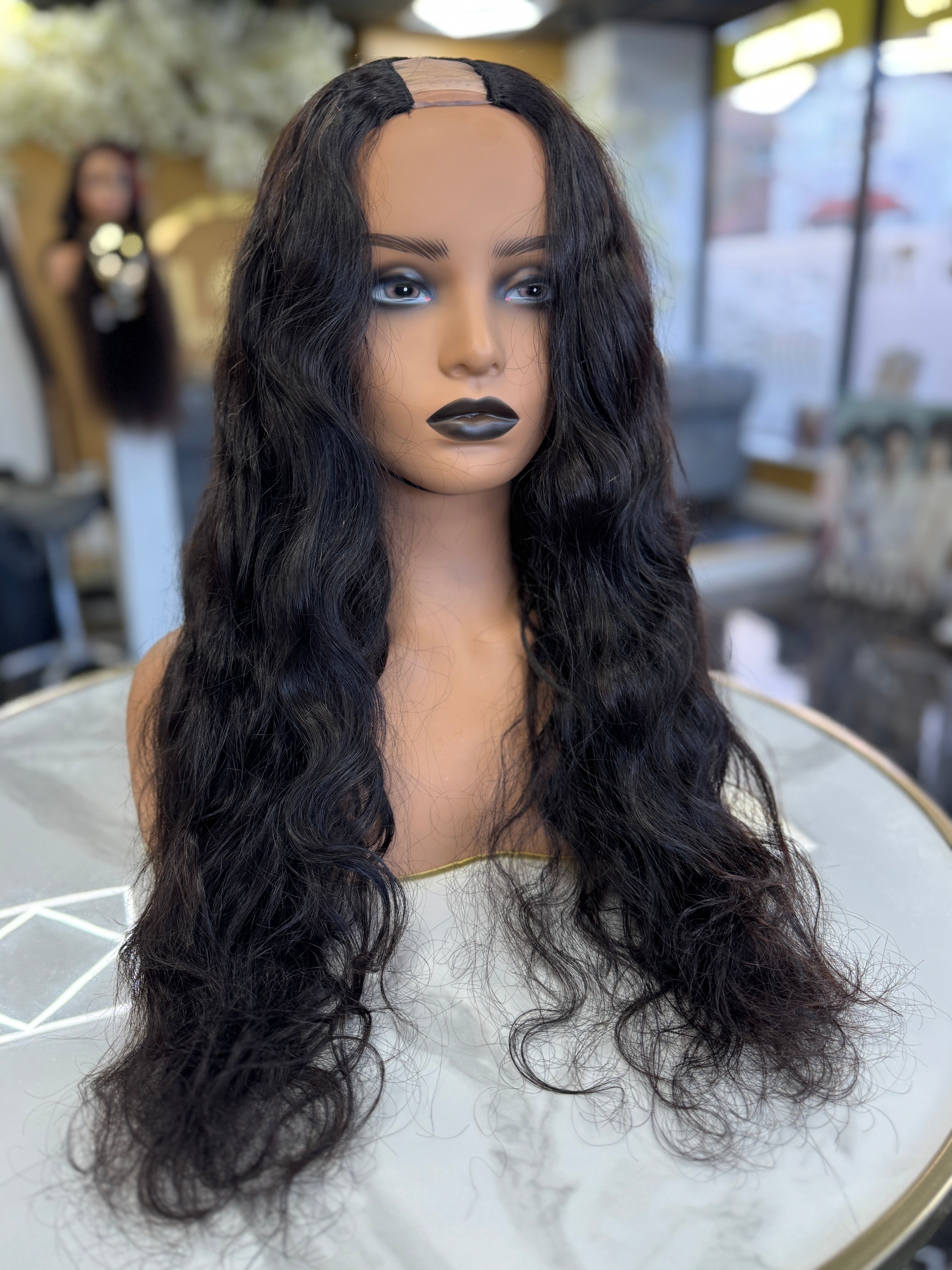 Bella 14"-20” Body Wave U Part Closure Wig