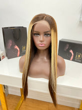 Load image into Gallery viewer, Jazz 20&quot; Front Lace Wig Custom Colour
