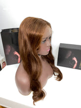 Load image into Gallery viewer, 18&quot; Front Lace Wig Custom Colour
