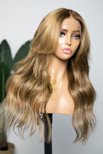 Load image into Gallery viewer, Cara 18&quot; Front Lace Wig 6x6
